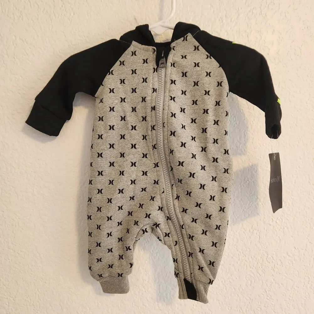 Hurley Baby Size Newborn Black/Grey/Green Logo Full Zip Hooded One‎ Piece NWT